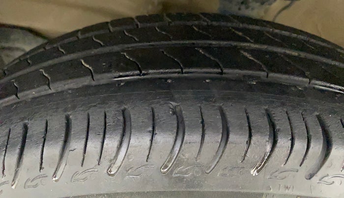 2020 Maruti S PRESSO VXI, Petrol, Manual, 23,168 km, Left Front Tyre Tread