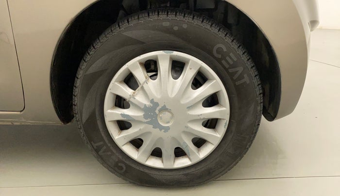 2017 Datsun Redi Go T, Petrol, Manual, 7,946 km, Right Front Wheel