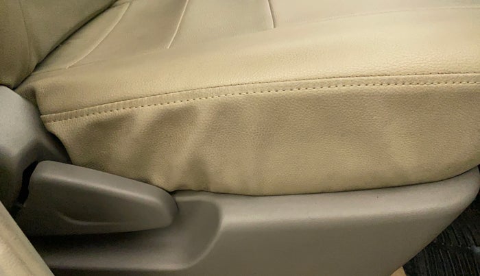 2017 Datsun Redi Go T, Petrol, Manual, 7,946 km, Driver Side Adjustment Panel