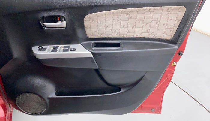 2014 Maruti Wagon R 1.0 VXI, Petrol, Manual, 83,098 km, Driver Side Door Panels Control