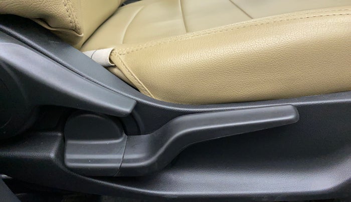 2020 Honda Amaze 1.5L I-DTEC S, Diesel, Manual, 13,378 km, Driver Side Adjustment Panel