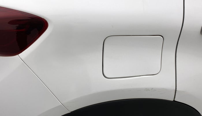 2019 Renault TRIBER RXZ, CNG, Manual, 52,229 km, Right quarter panel - Minor scratches