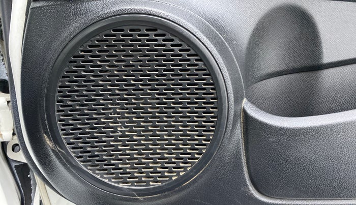 2017 Honda BR-V 1.5 i- DTEC S, Diesel, Manual, 1,34,813 km, Speaker