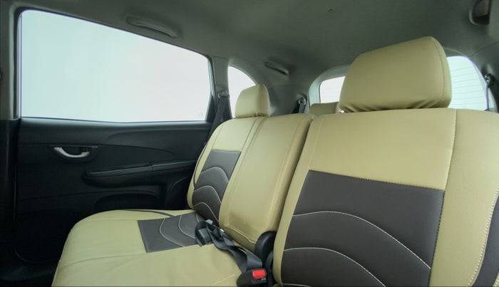 2017 Honda BR-V 1.5 i- DTEC S, Diesel, Manual, 1,34,813 km, Right Side Rear Door Cabin