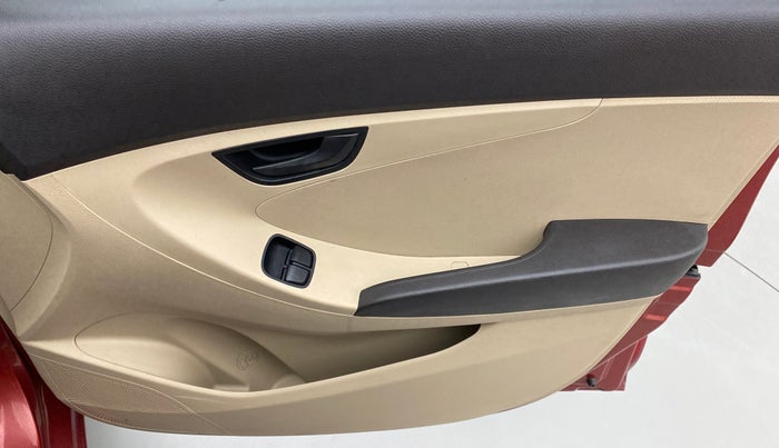 2014 Hyundai Eon MAGNA +, Petrol, Manual, 46,498 km, Driver Side Door Panels Control