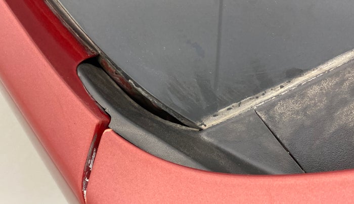 2014 Hyundai Eon MAGNA +, Petrol, Manual, 46,498 km, Bonnet (hood) - Cowl vent panel has minor damage