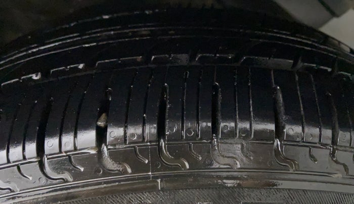 2019 Maruti Celerio VXI CNG D, CNG, Manual, 38,673 km, Left Rear Tyre Tread