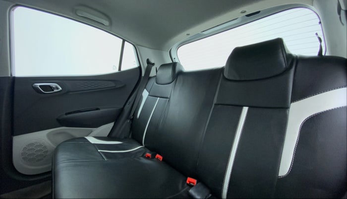 2020 Hyundai GRAND I10 NIOS SPORTZ PETROL, Petrol, Manual, 31,748 km, Right Side Rear Door Cabin