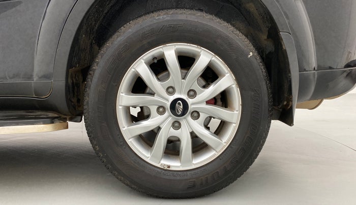 2017 Mahindra XUV500 W8 FWD, Diesel, Manual, 44,073 km, Left Rear Wheel