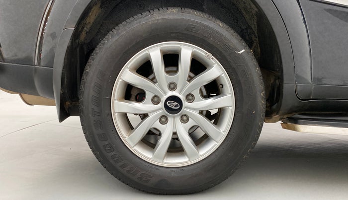 2017 Mahindra XUV500 W8 FWD, Diesel, Manual, 44,073 km, Right Rear Wheel