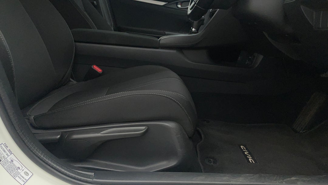 2017 Honda Civic Vti-l, Automatic, 88168 km, Drivers Side Adjustment Panel