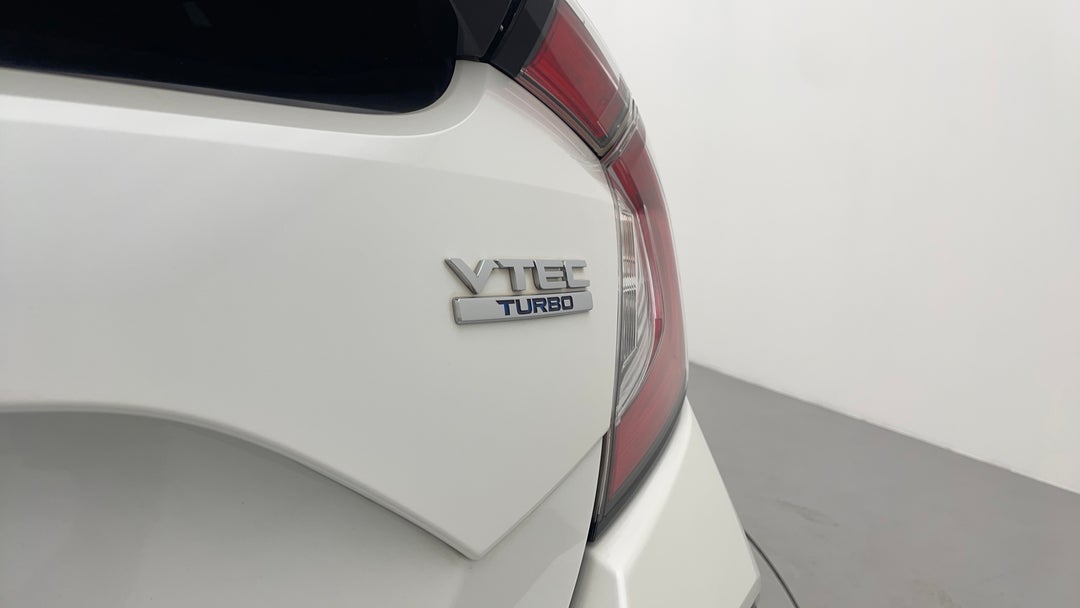 2017 Honda Civic Vti-l, Automatic, 88168 km, Badge (Boot Right Side)