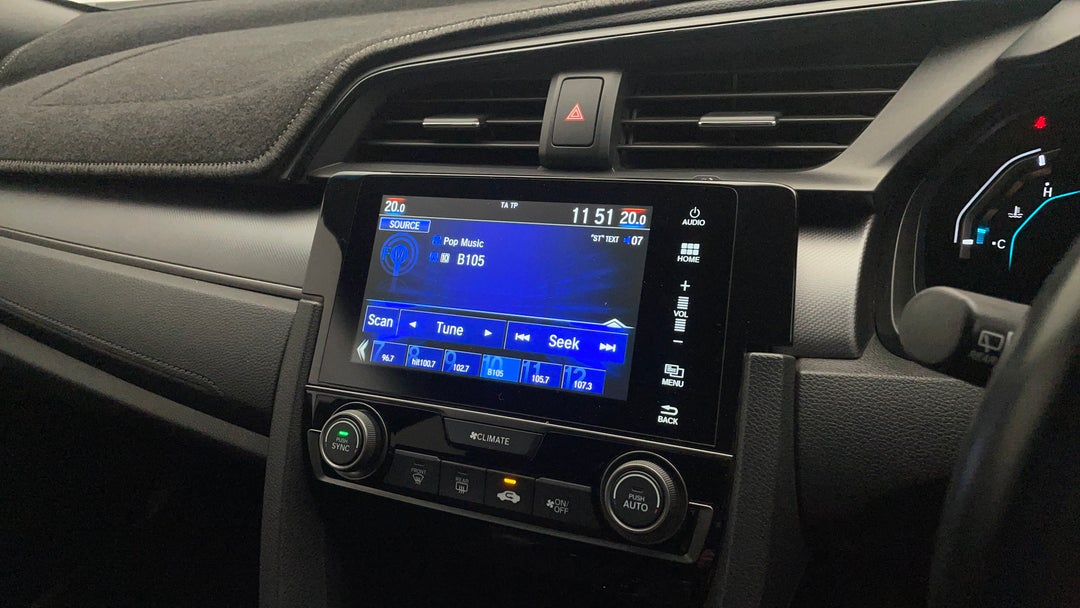 2017 Honda Civic Vti-l, Automatic, 88168 km, Infotainment System