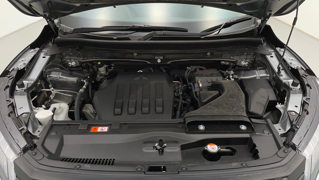 Open Bonnet (Engine)