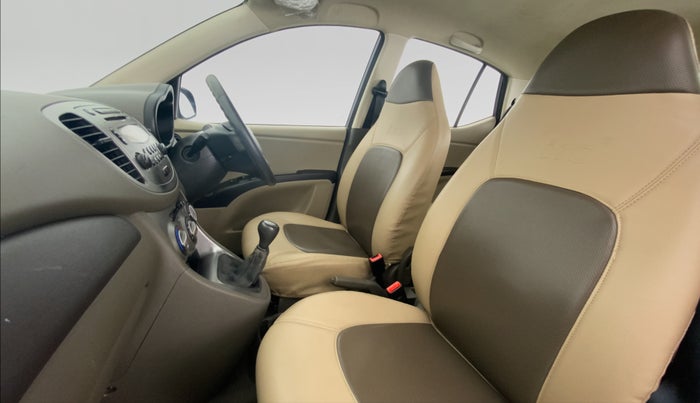 2014 Hyundai i10 SPORTZ 1.1 IRDE2, Petrol, Manual, 64,705 km, Right Side Front Door Cabin