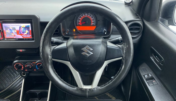 2017 Maruti IGNIS SIGMA 1.2 K12, Petrol, Manual, 31,406 km, Steering Wheel Close Up