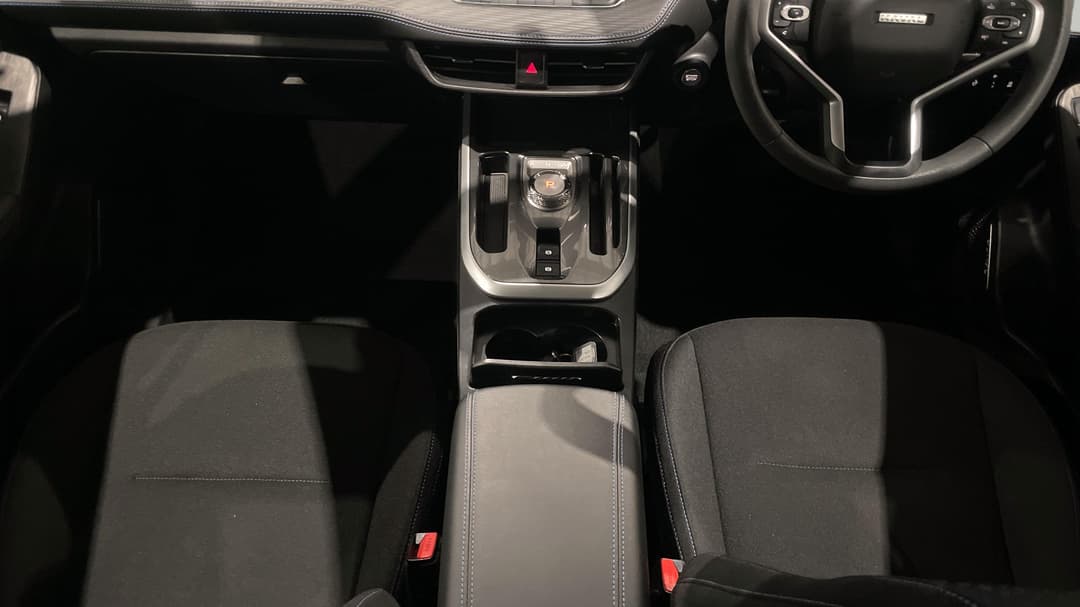 2024 GWM Haval Jolion Premium, Automatic, 19444 km, Center Console