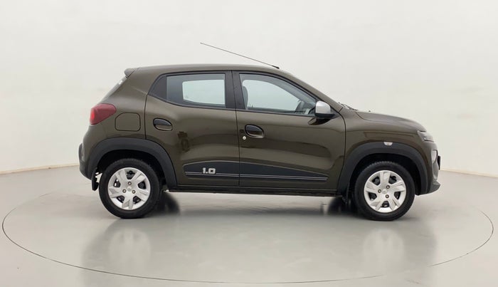 2022 Renault Kwid 1.0 RXT Opt, Petrol, Manual, 5,324 km, Right Side View