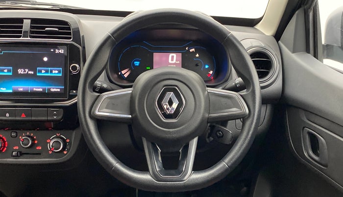 2022 Renault Kwid 1.0 RXT Opt, Petrol, Manual, 5,324 km, Steering Wheel Close Up