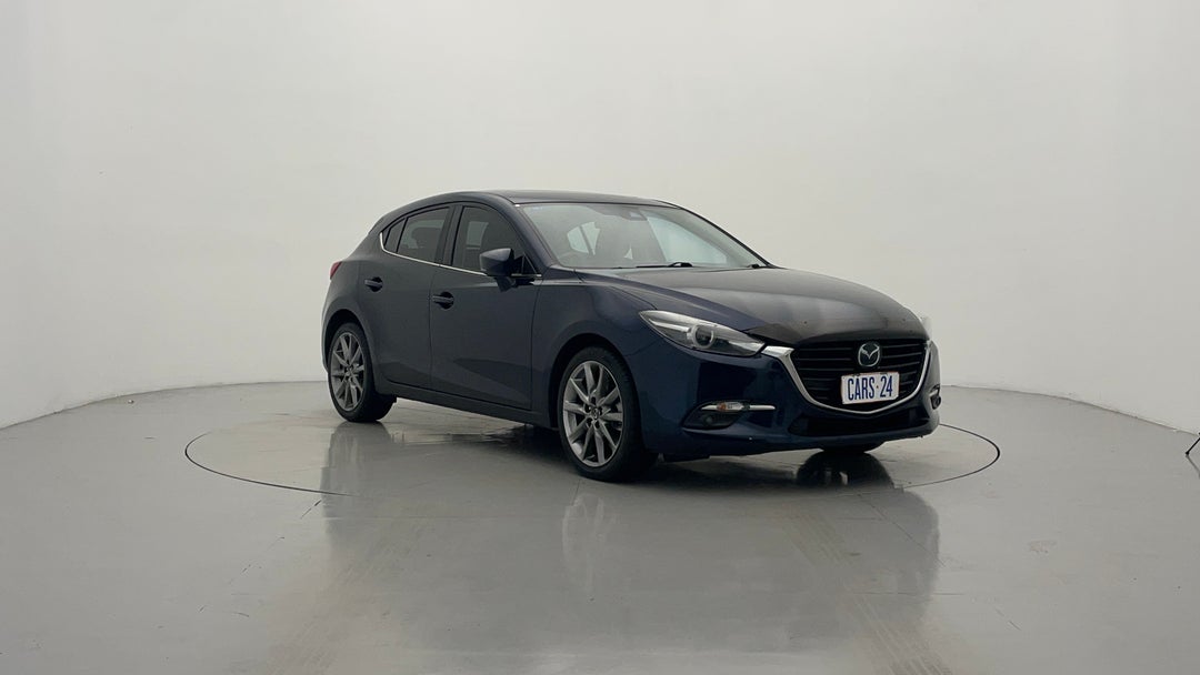 Right Front Diagonal (45- Degree) View