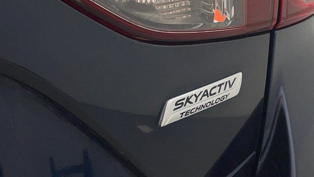 Badge (Boot Right Side)