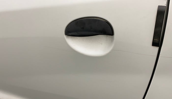 2011 Hyundai Santro Xing GL PLUS, Petrol, Manual, 43,324 km, Rear left door - Minor scratches