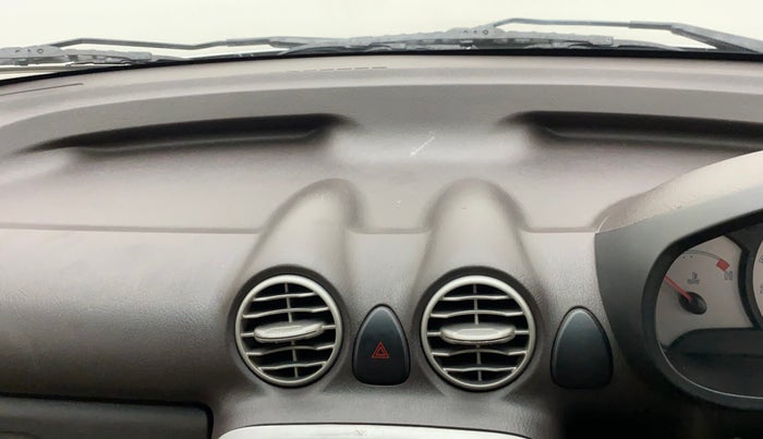 2011 Hyundai Santro Xing GL PLUS, Petrol, Manual, 43,324 km, Dashboard - Minor scratches
