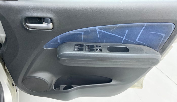 2010 Maruti Ritz ZXI, Petrol, Manual, 33,878 km, Driver Side Door Panels Control