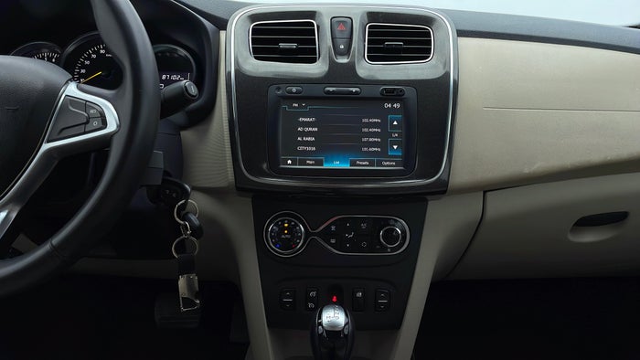 RENAULT SYMBOL-Center Console