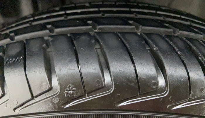 2020 Maruti New Wagon-R 1.0 LXI (O), Petrol, Manual, 2,787 km, Left Front Tyre Tread