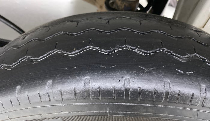 2019 Maruti Eeco 5 STR WITH AC PLUSHTR, Petrol, Manual, 31,139 km, Left Rear Tyre Tread