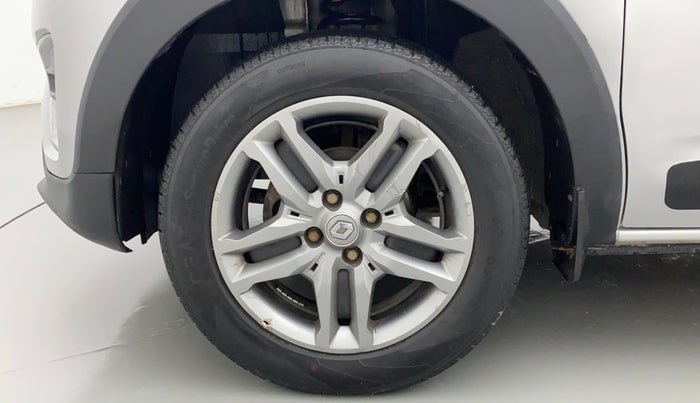 2019 Renault TRIBER RXZ, Petrol, Manual, 53,467 km, Left Front Wheel