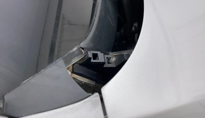 2019 Renault TRIBER RXZ, Petrol, Manual, 53,467 km, Bonnet (hood) - Cowl vent panel has minor damage