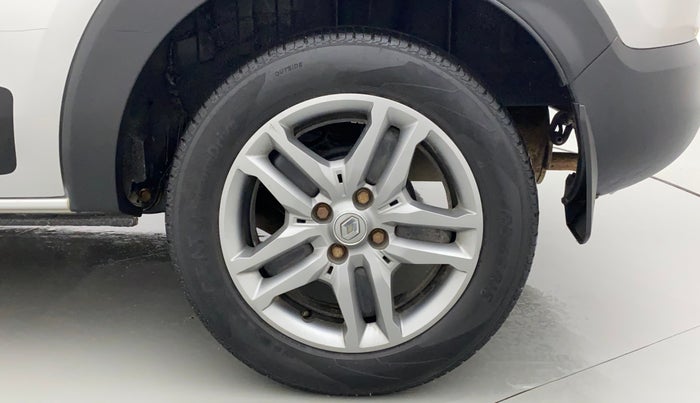 2019 Renault TRIBER RXZ, Petrol, Manual, 53,467 km, Left Rear Wheel