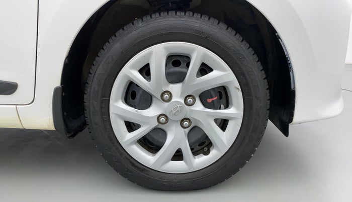 2018 Hyundai Grand i10 MAGNA 1.2 KAPPA VTVT, Petrol, Manual, 22,828 km, Right Front Wheel