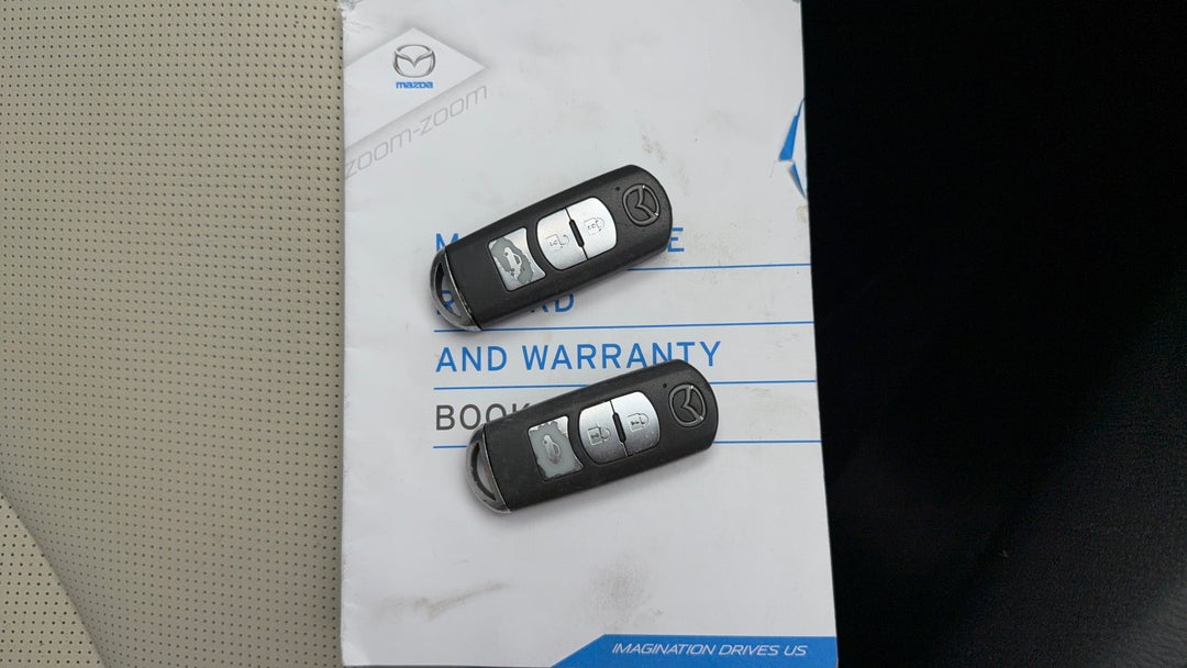 2016 Mazda 3 Sp25 Gt, Automatic, 111428 km, Key Close-up