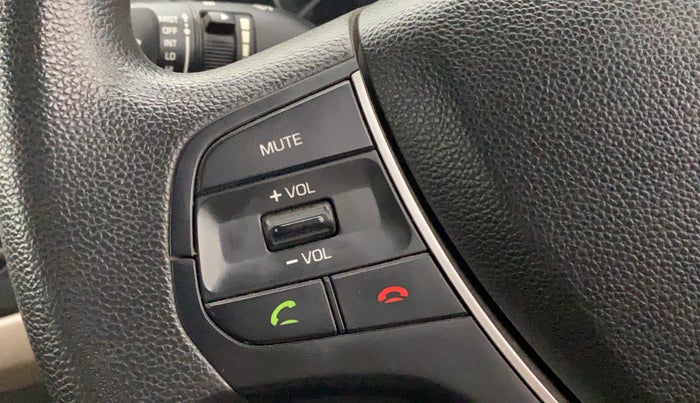 2016 Hyundai Elite i20 MAGNA 1.2, Petrol, Manual, 15,176 km, Steering wheel - Phone control not functional