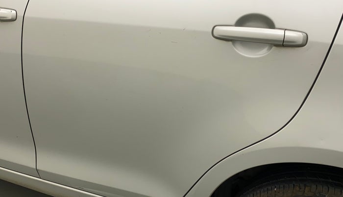 2017 Maruti Swift ZXI, Petrol, Manual, 63,367 km, Rear left door - Minor scratches