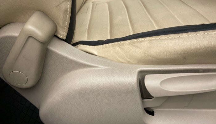 2014 Volkswagen Polo HIGHLINE1.2L PETROL, Petrol, Manual, 52,631 km, Driver Side Adjustment Panel