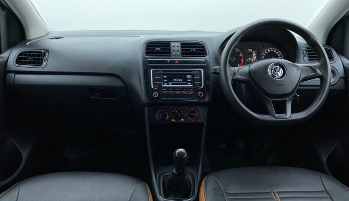 2016 Volkswagen Polo COMFORTLINE 1.2L PETROL, Petrol, Manual, 69,290 km, Dashboard