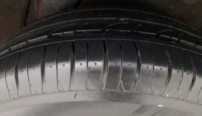 2011 Hyundai i20 ASTA 1.2, Petrol, Manual, 77,680 km, Left Rear Tyre Tread