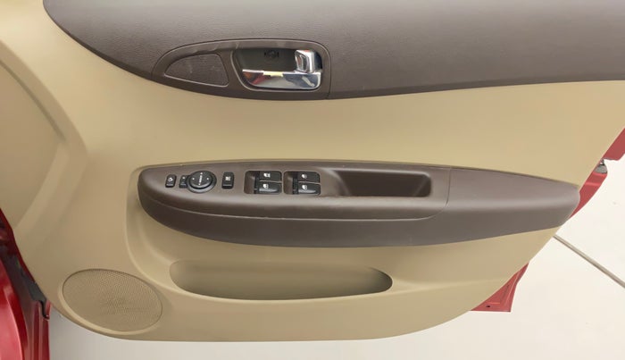 2011 Hyundai i20 ASTA 1.2, Petrol, Manual, 77,680 km, Driver Side Door Panels Control
