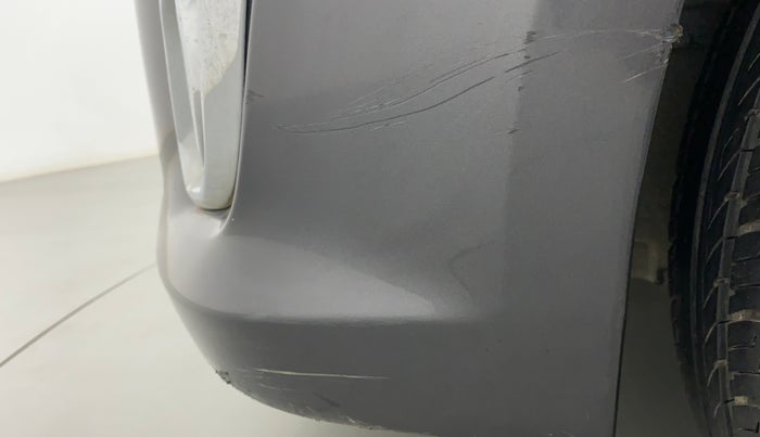 2014 Maruti Ertiga VXI, Petrol, Manual, 53,766 km, Front bumper - Minor scratches