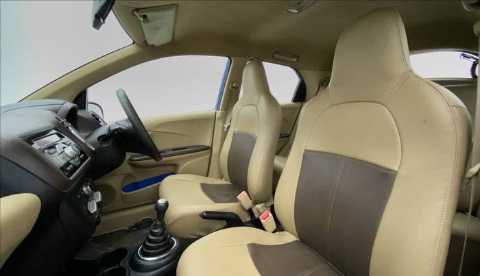 2013 Honda Brio 1.2 S MT I VTEC, Petrol, Manual, 38,157 km, Right Side Front Door Cabin View