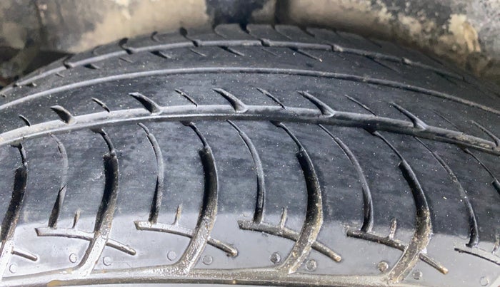 2018 Maruti Celerio VXI CNG D, CNG, Manual, 81,192 km, Right Rear Tyre Tread