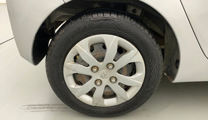 2014 Hyundai Eon MAGNA +, Petrol, Manual, 36,081 km, Right Rear Wheel