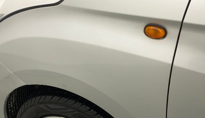2014 Hyundai Eon MAGNA +, Petrol, Manual, 36,081 km, Left fender - Slightly dented