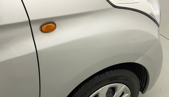 2014 Hyundai Eon MAGNA +, Petrol, Manual, 36,081 km, Right fender - Minor scratches