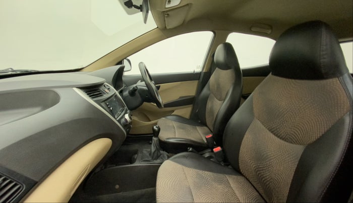 2014 Hyundai Eon MAGNA +, Petrol, Manual, 36,081 km, Right Side Front Door Cabin