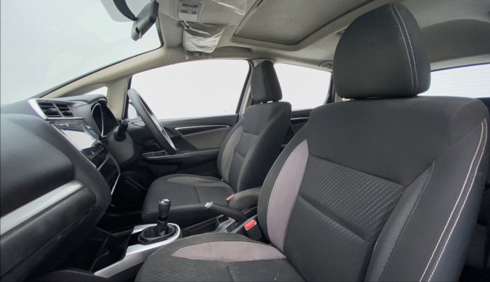 2019 Honda WR-V 1.2 i-VTEC VX MT, Petrol, Manual, 27,507 km, Right Side Front Door Cabin